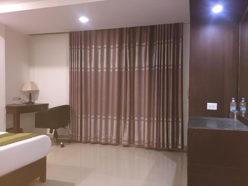 Hotel Patliputra Nirvana Patna  Extérieur photo