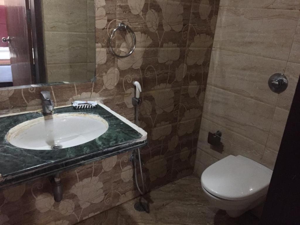 Hotel Patliputra Nirvana Patna  Extérieur photo